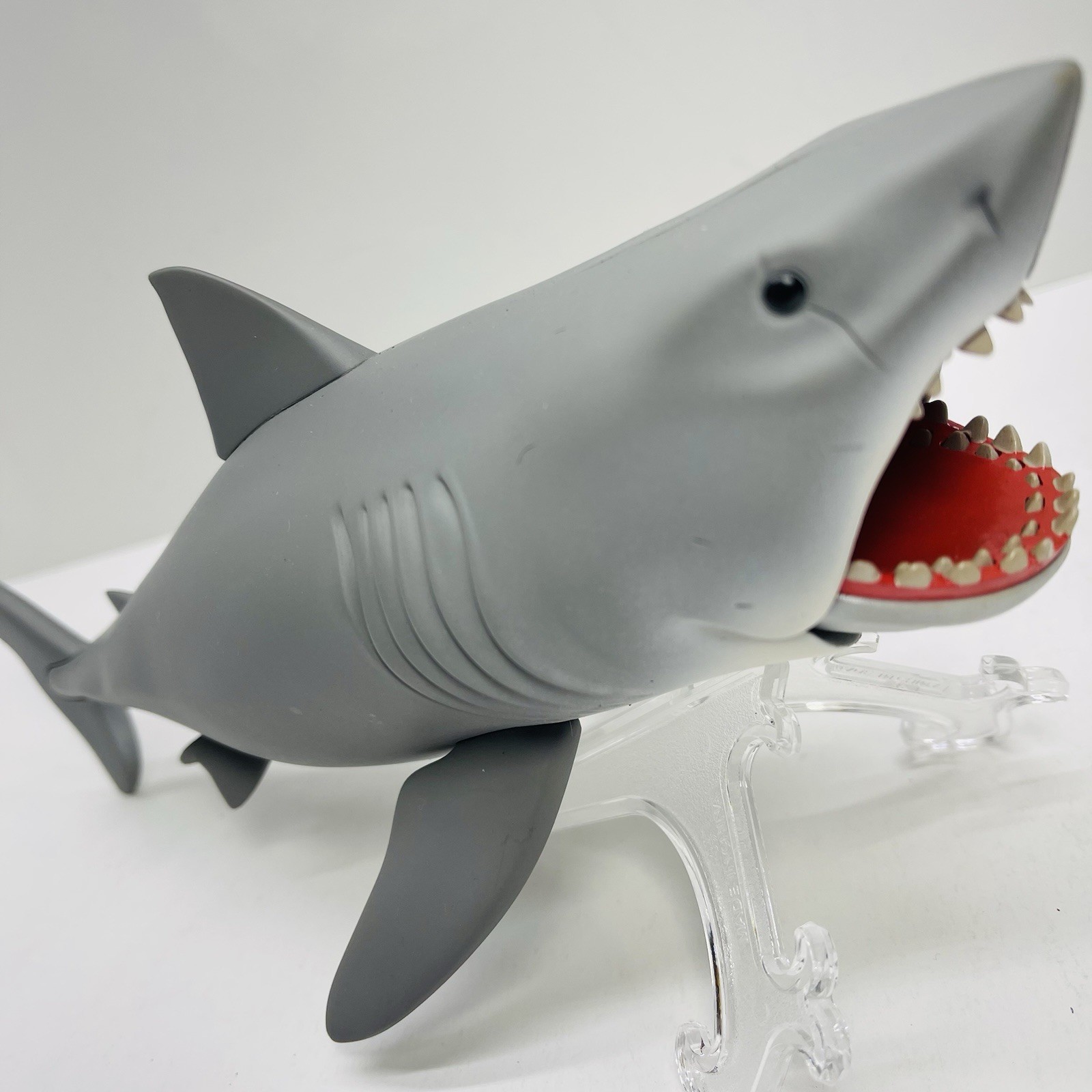 2015 JAWS Funko ReAction Super7 Great White Shark w/ Movable Jaw 10&Prime; Figure