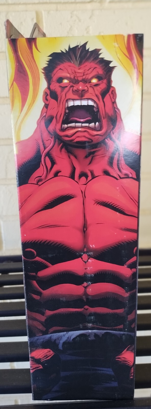 Red Hulk Diamond Select