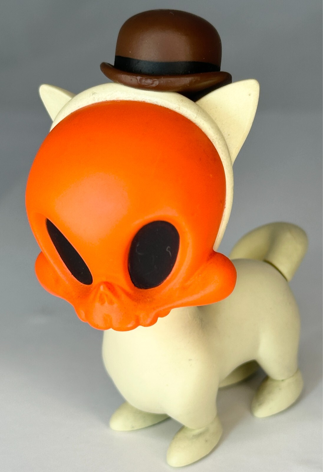 Four Legged Moscao Skelve CUTE Brandt Peters Kathie Olivas Wandering Misfits