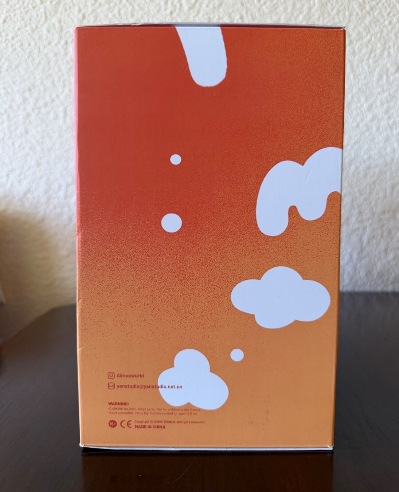 Authentic POP MART 1000% Dimoo Vacation In Hawaii limited edition Open Box