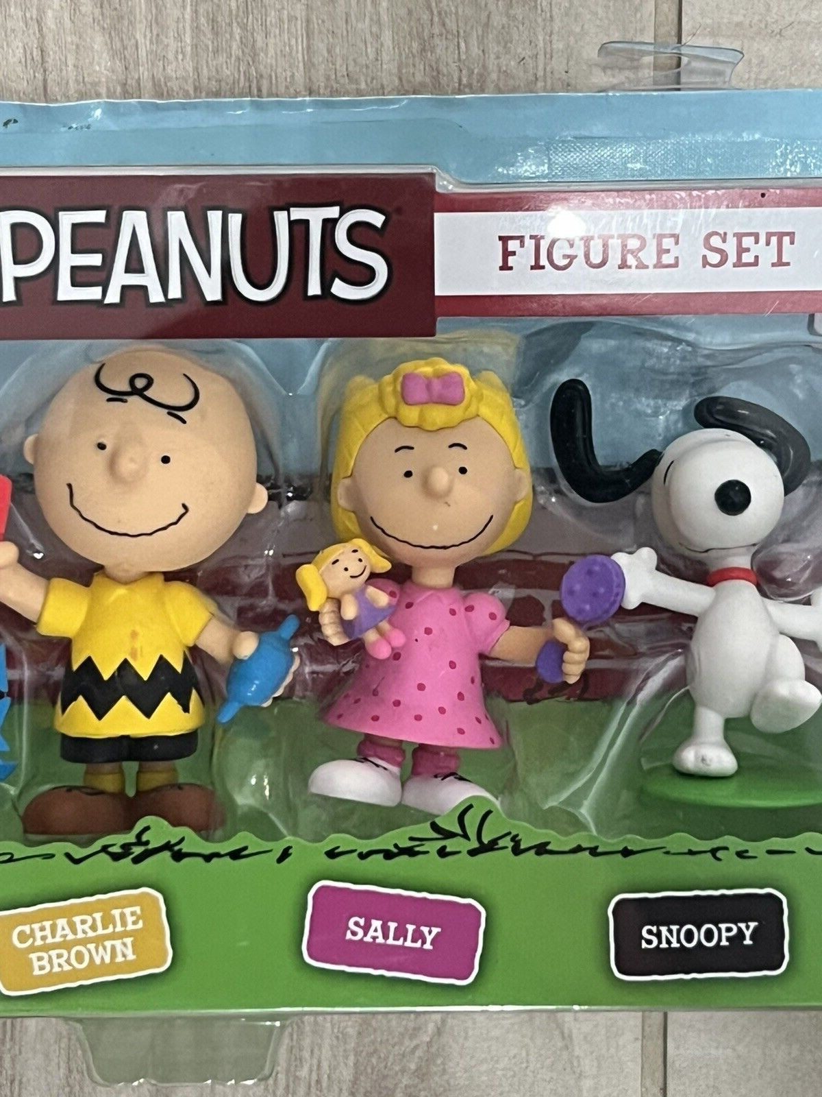 NEW Peanuts Gang 5 Figure Set Just Play 2015 NIB Charlie Brown Snoopy Lucy Linus