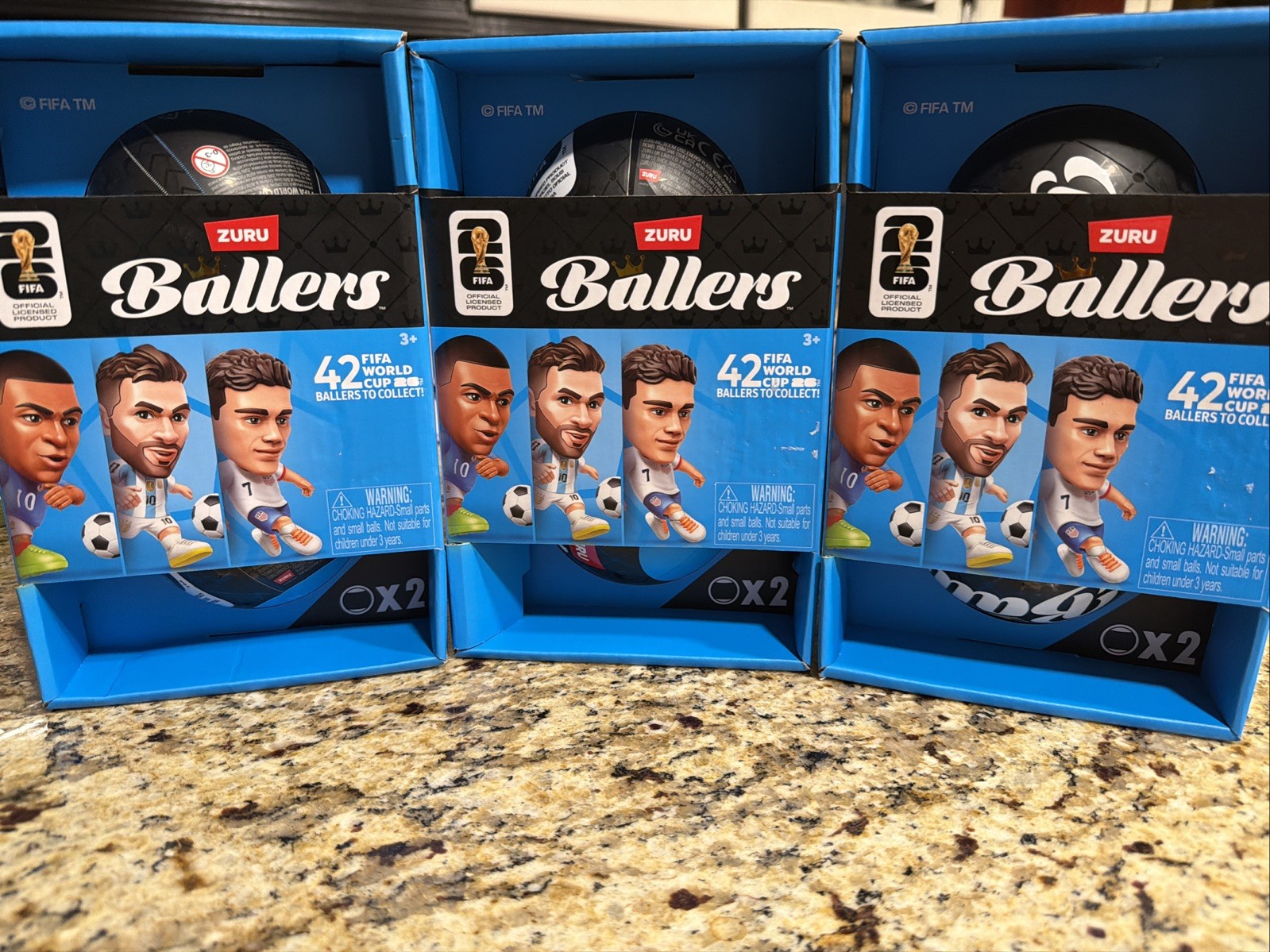 ZURU BALLERS FIFA WORLD CUP FIGURES 2 PACK MYSTERY BALLS NIB 3 SETS