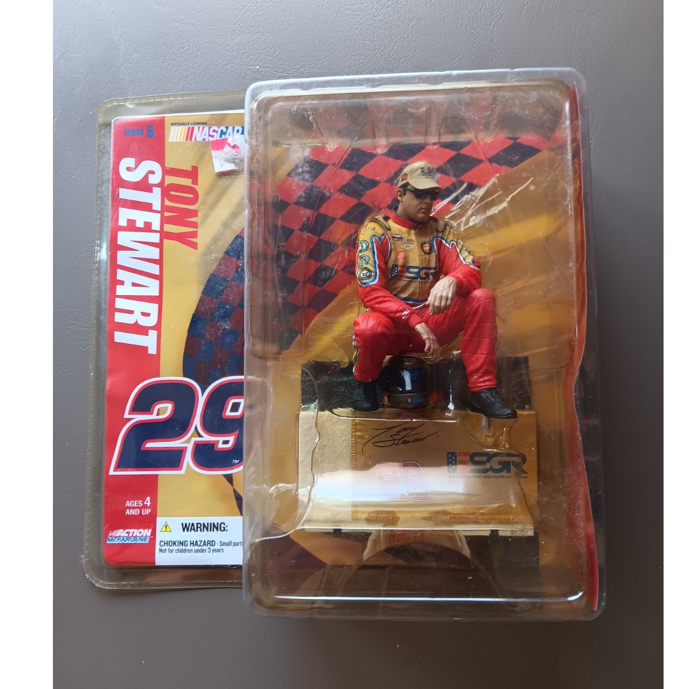 2005 NIB Action McFarlane Tony Stewart NASCAR Series 5 Action Figure