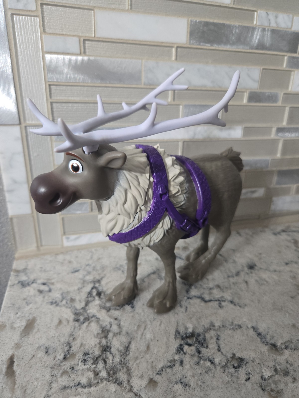 Disney Frozen 2 Sledding Adventures Sven Reindeer figure 2018 Hasbro