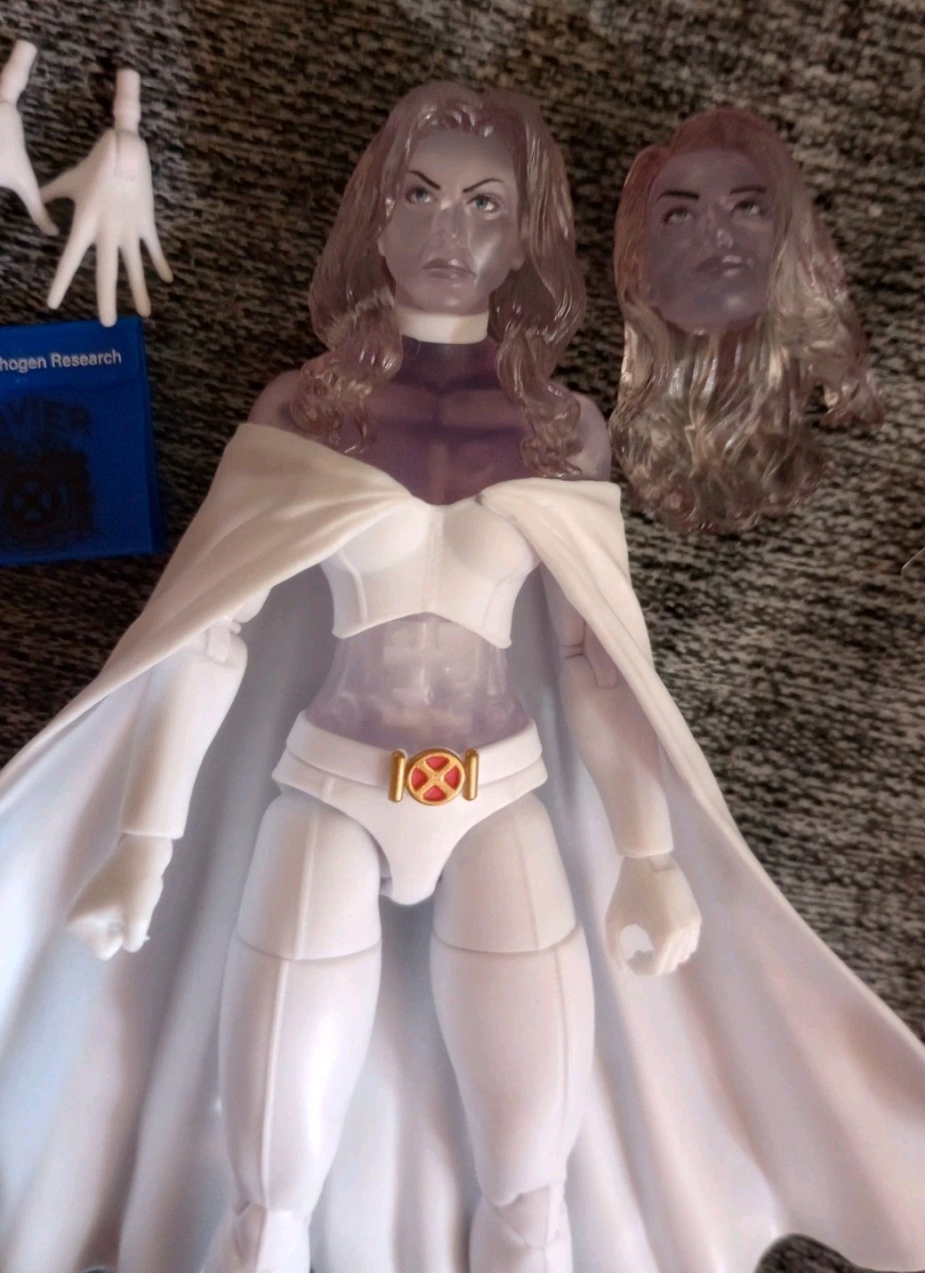 Hasbro Marvel Legends Retro Diamond Form Emma Frost Figure 6&Prime; X Men White Queen