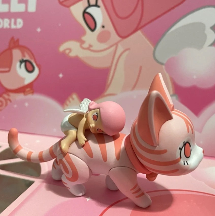 AUTHENTIC KENNYSWORK MOLLY CAT WORLD SET (PINK) LIMITED EDITION ART TOY