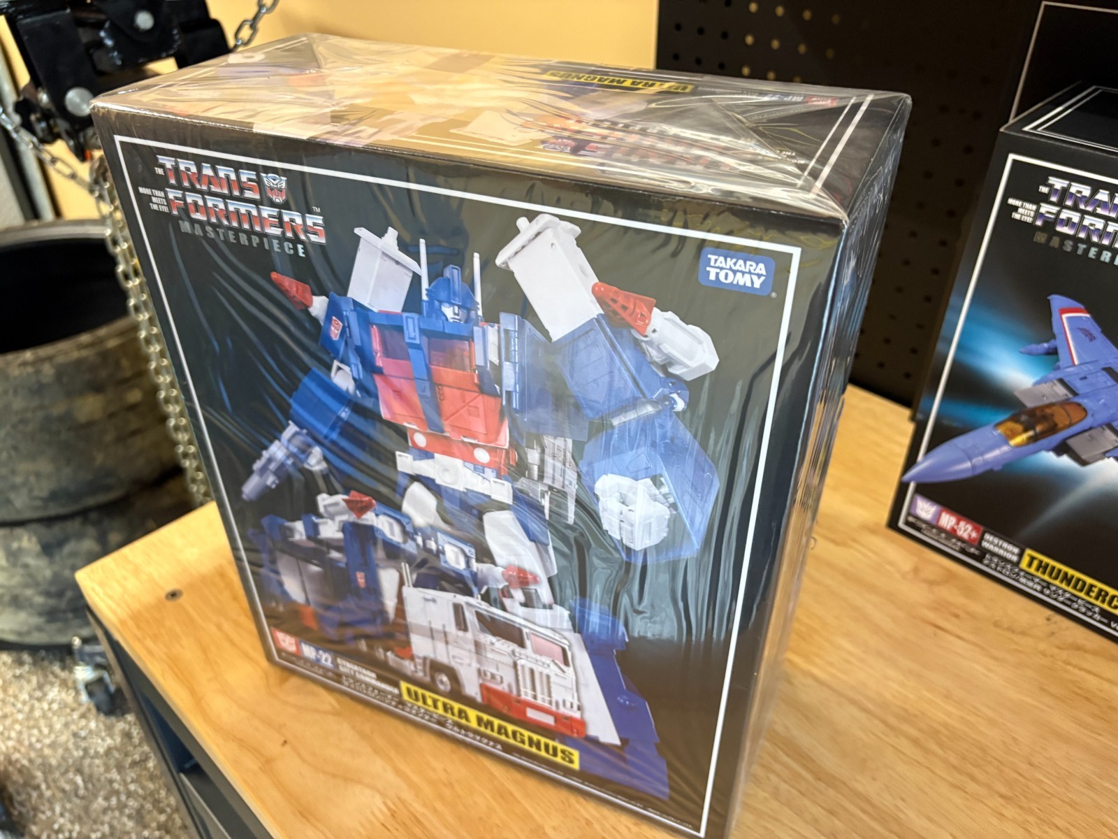 Transformers MP-22 Masterpiece Ultra Magnus Authentic NEW SEALED MISB w/wrapping