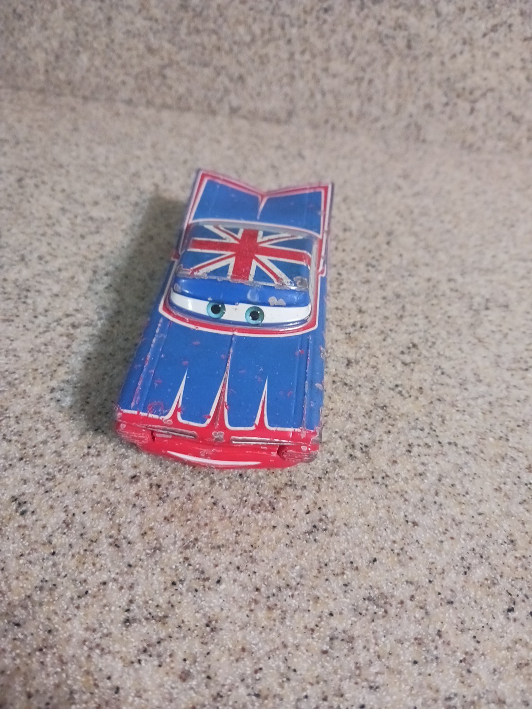 Disney Pixar Cars 2 Union Jack Ramone Diecast Metal 1:43 Store British Flag READ