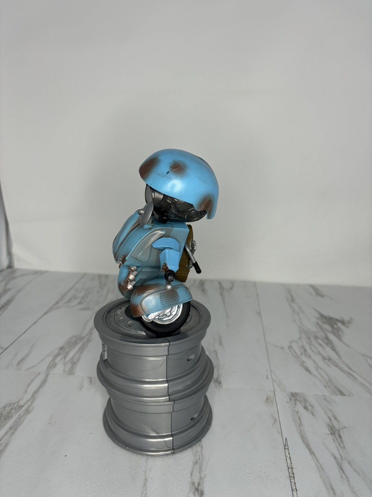 A6 Transformers Dark Knight – Squeaks Dancing/Singing Robot Model TF-408