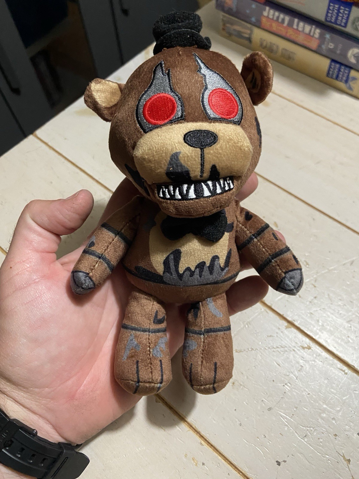 Five Nights At Freddy&rsquo;s 10 years 8&Prime;inch Nightmare Freddy Plush