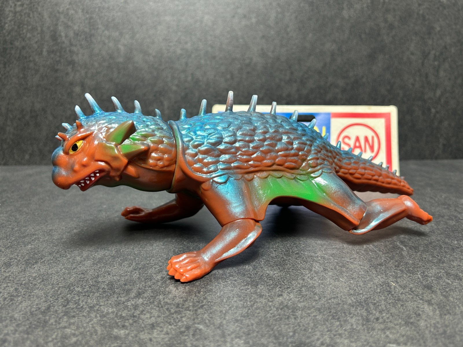 Marusan Varan Sofubi 10&Prime; Soft Vinyl Figure Godzilla 2006 w/ Header & Bag
