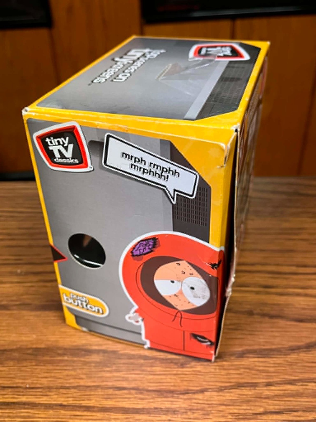 2021 BASIC FUN CLASSICS SOUTH PARK TINY TV WITH REMOTE SEASON 1 -OPENED BOX -NEW