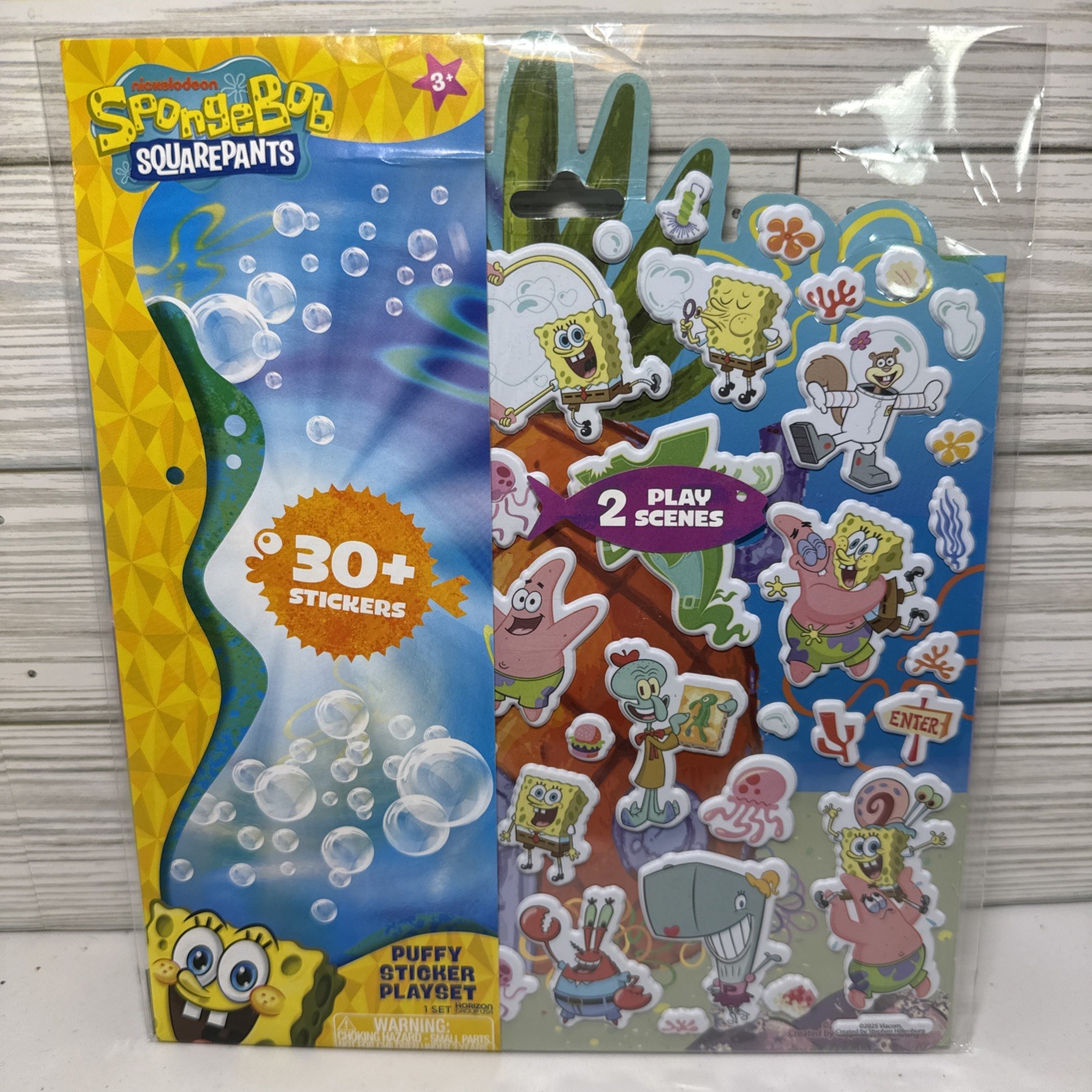 SpongeBob SquarePants: 30+ Reusable Puffy Stickers Playset, 2 Fun Play Scenes!