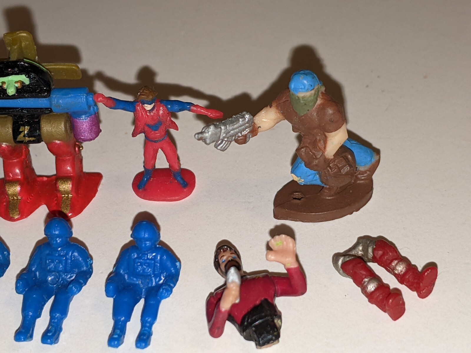 Assorted Miniature figures – 1 inch tall and shorter – Space men – Robot