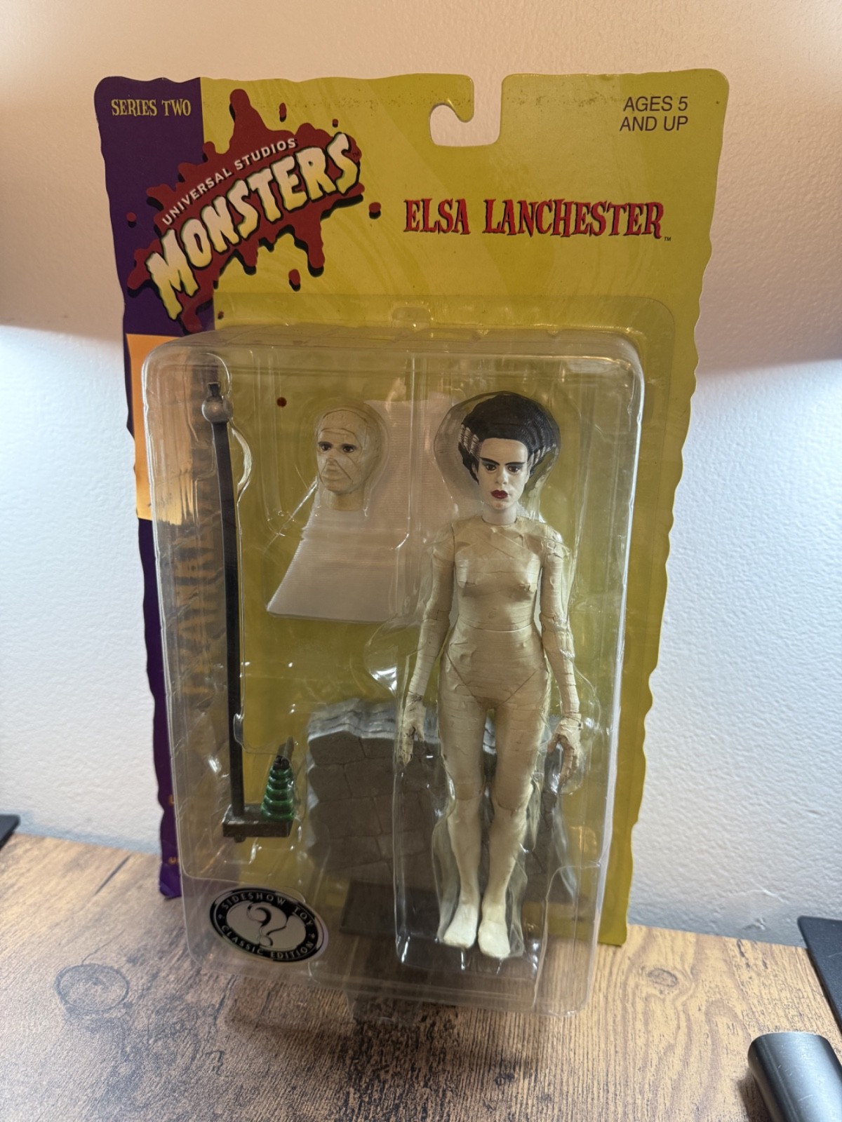 1999 Universal Studios – Monsters – Elsa Lanchester – The Bride Of Frankenstein