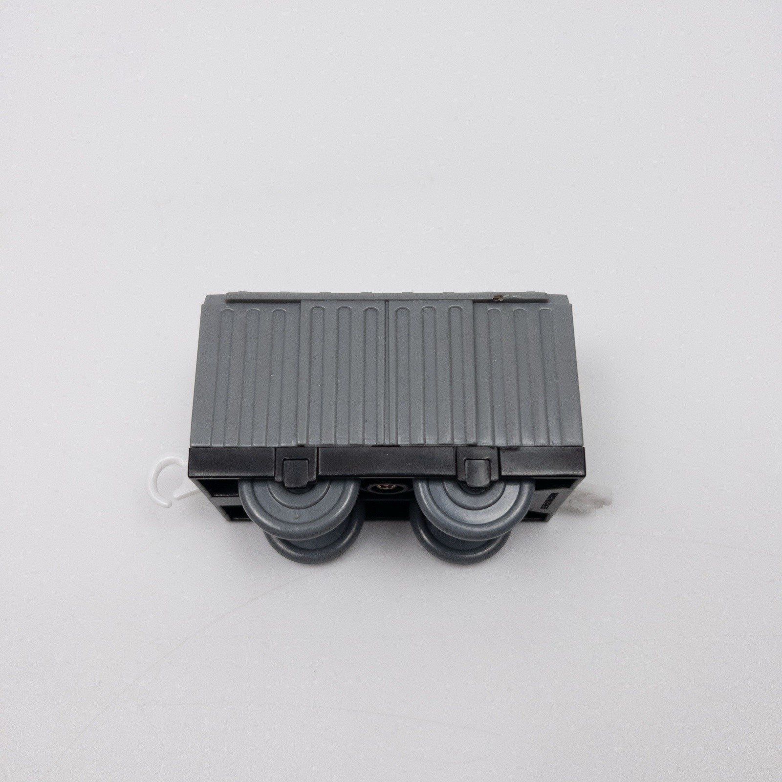 Thomas Trackmaster Motorized Henry Engine & Tender Cargo Train Hit Toy 2006