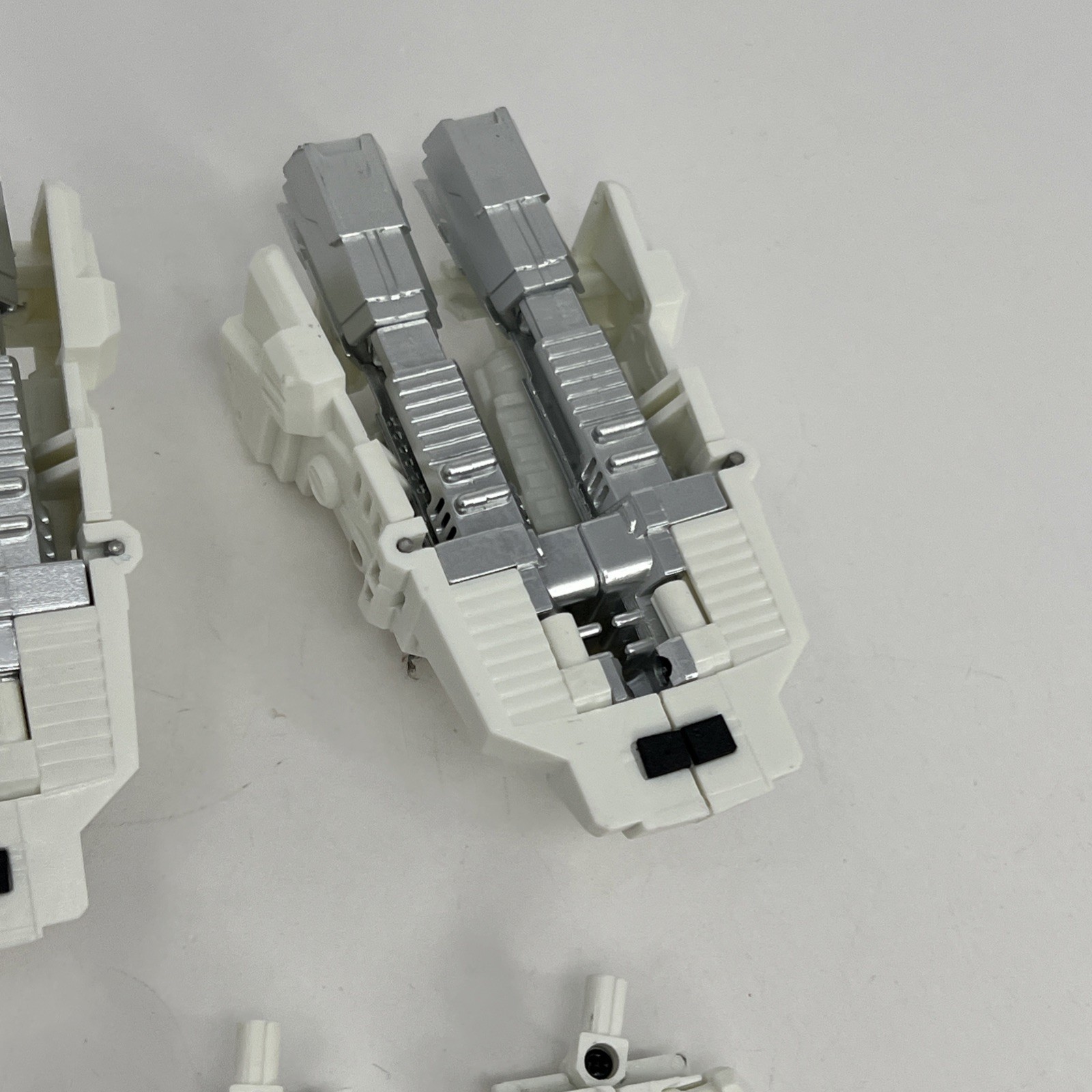 White Hand & Foot Upgrade Kit For Combiner Wars Superion Bruticus Defensor