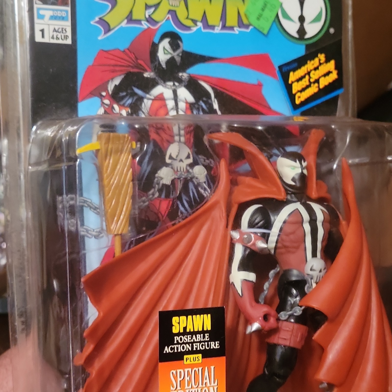 Todd Toys Spawn Poseable Action Figure Special Edition w/ Cape & Comic Book