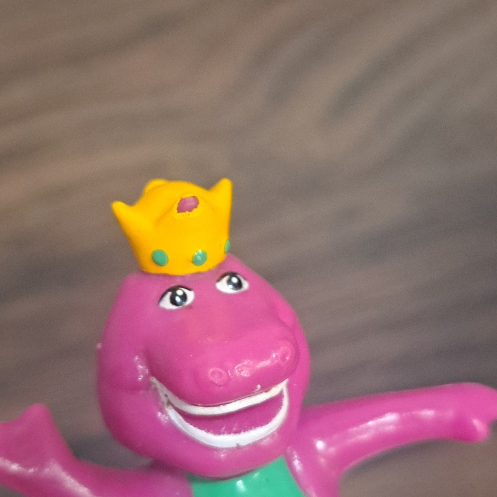 VTG 1993 Barney the Dinosaur PVC Mini Figure with Crown Lyons Group Toy 90s Kids