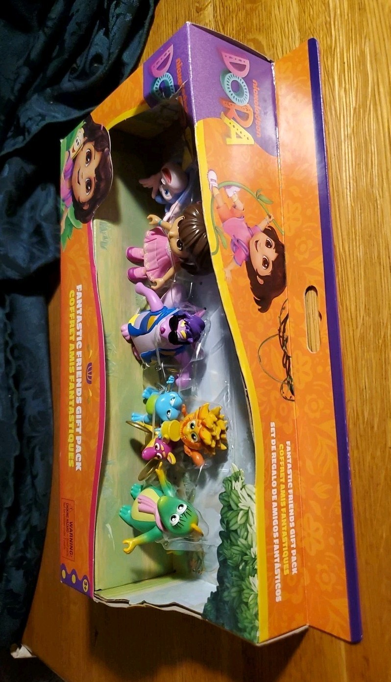 Spin Master Nickelodeon Dora the Explorer Fantastic Friends Gift Pack 5 figures