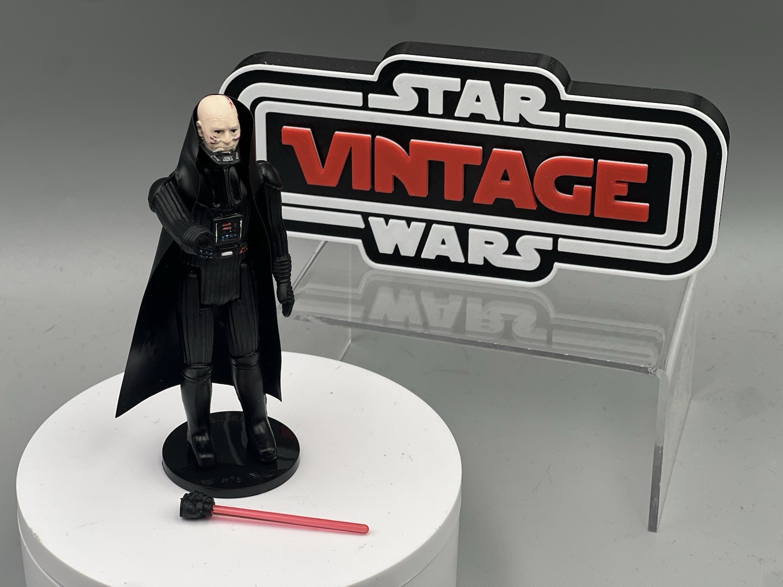 Vintage Custom Star Wars Figure “Deafeated” Darth Vader Removable Hand Kenner