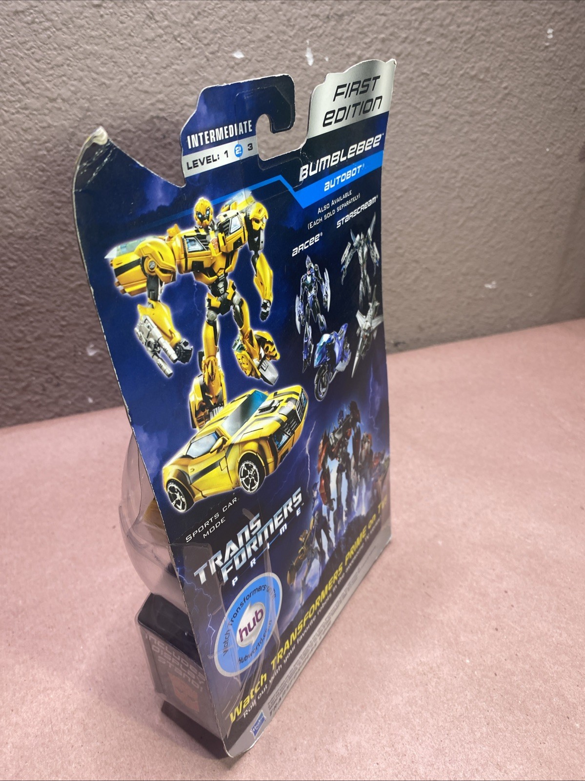 Transformers Prime First Edition Deluxe Class Autobot Bumblebee New