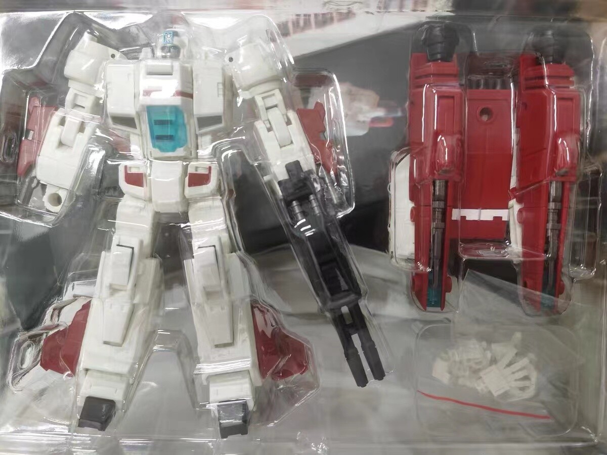 New Robot Jetfire/skyfire Autobot TNT-01 G1 IDW Action Figure 7&Prime; Toys In Stock