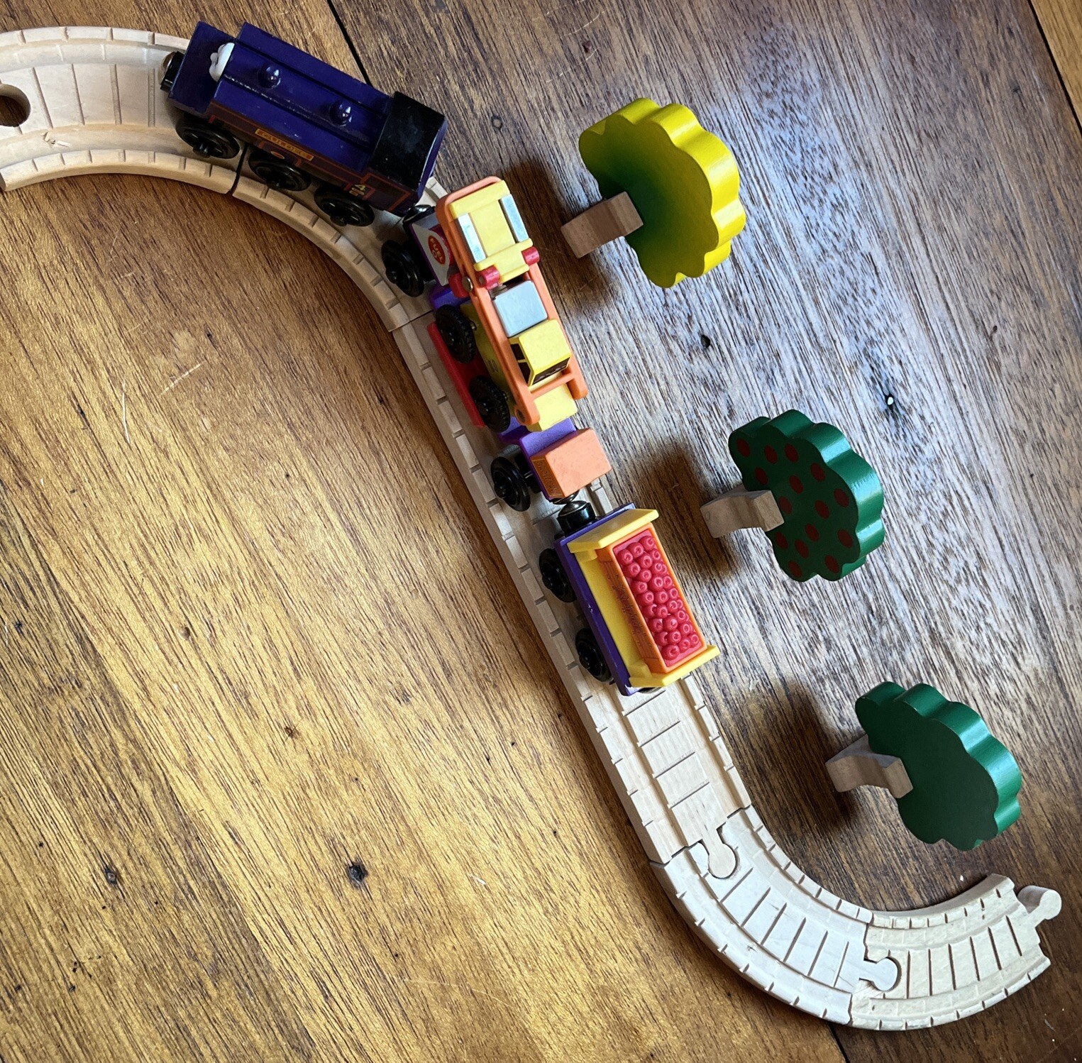 Thomas Wooden Railway Lot EUC Culdee Orchard Tree Cargo Clickity Clack Train Set