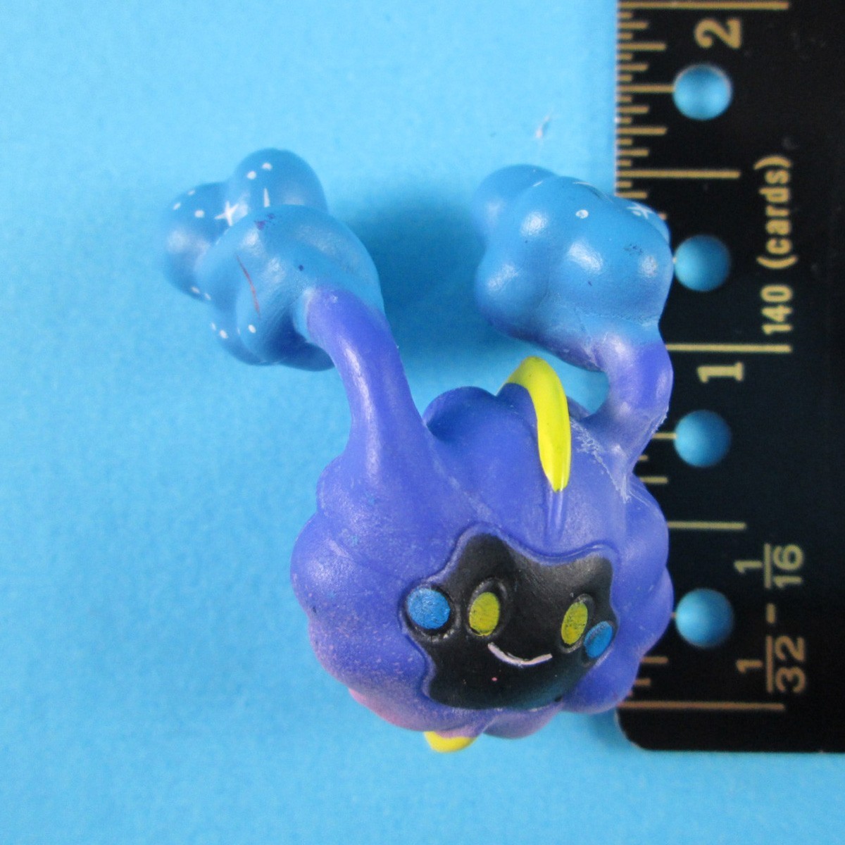 COSMOG – Pokémon Figure Nintendo Wicked Cool Toys WCT PVC 1.5&Prime; Figurine 2018