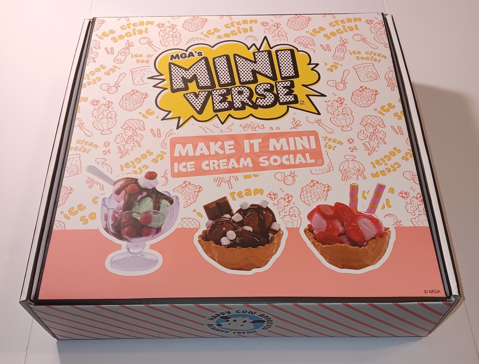 New MGA&rsquo;s Miniverse Make It Mini Ice Cream Social 30+ Piece Set Food Miniatures