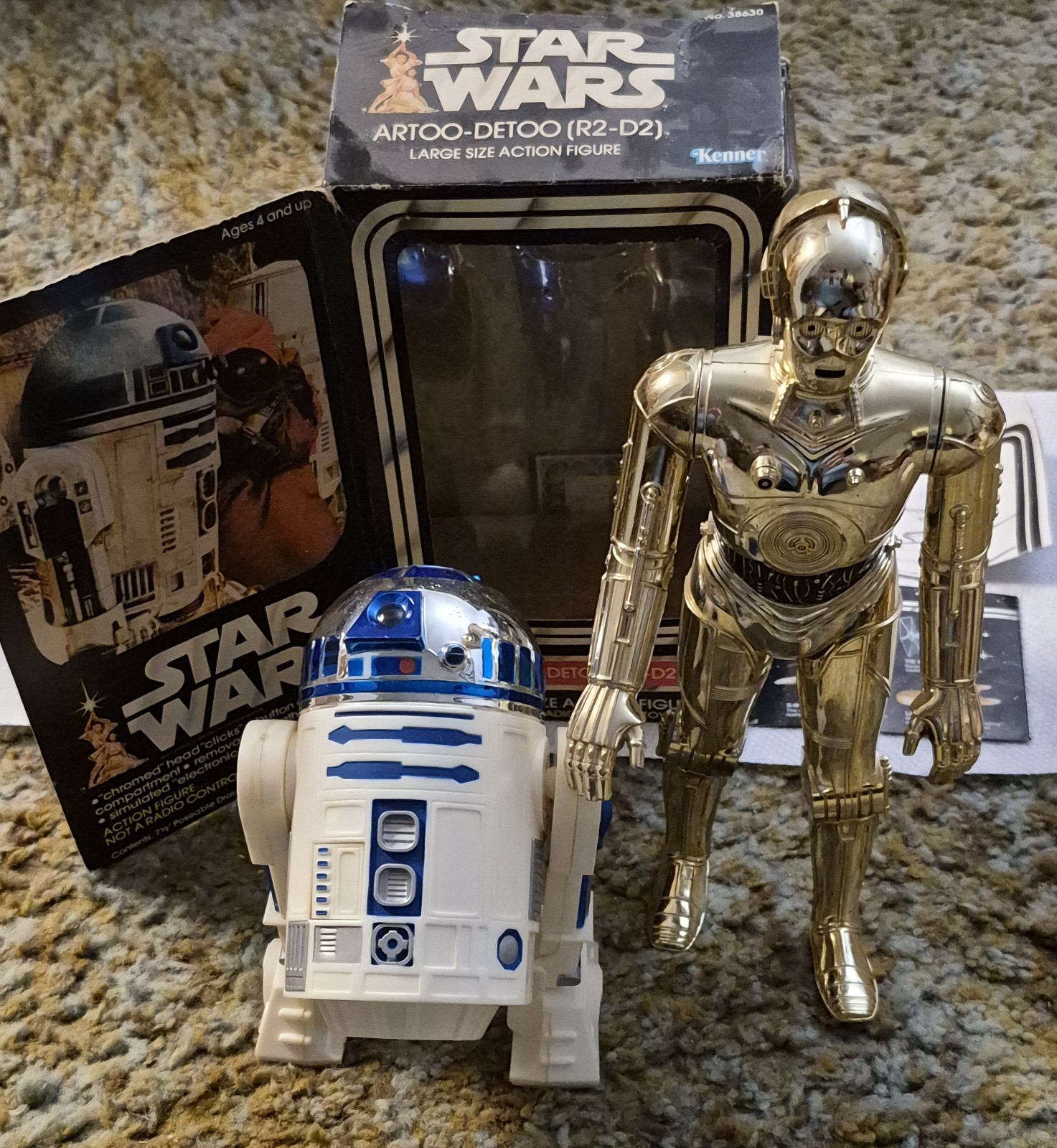 VINTAGE 1970&rsquo;S KENNER STAR WARS R2-D2 12&Prime; FIGURE WITH ORIGINAL BOX & C3PO Lot