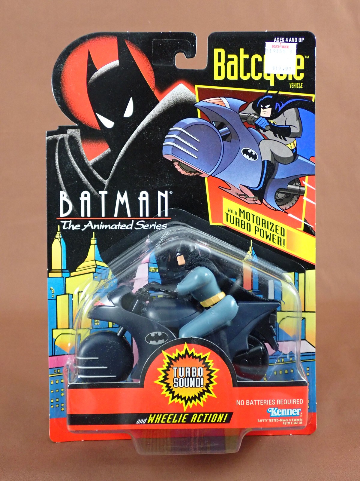 BATMAN THE ANIMATED SERIES BATCYCLE VEHICLE TURBO SOUND WHEELIE ACTION