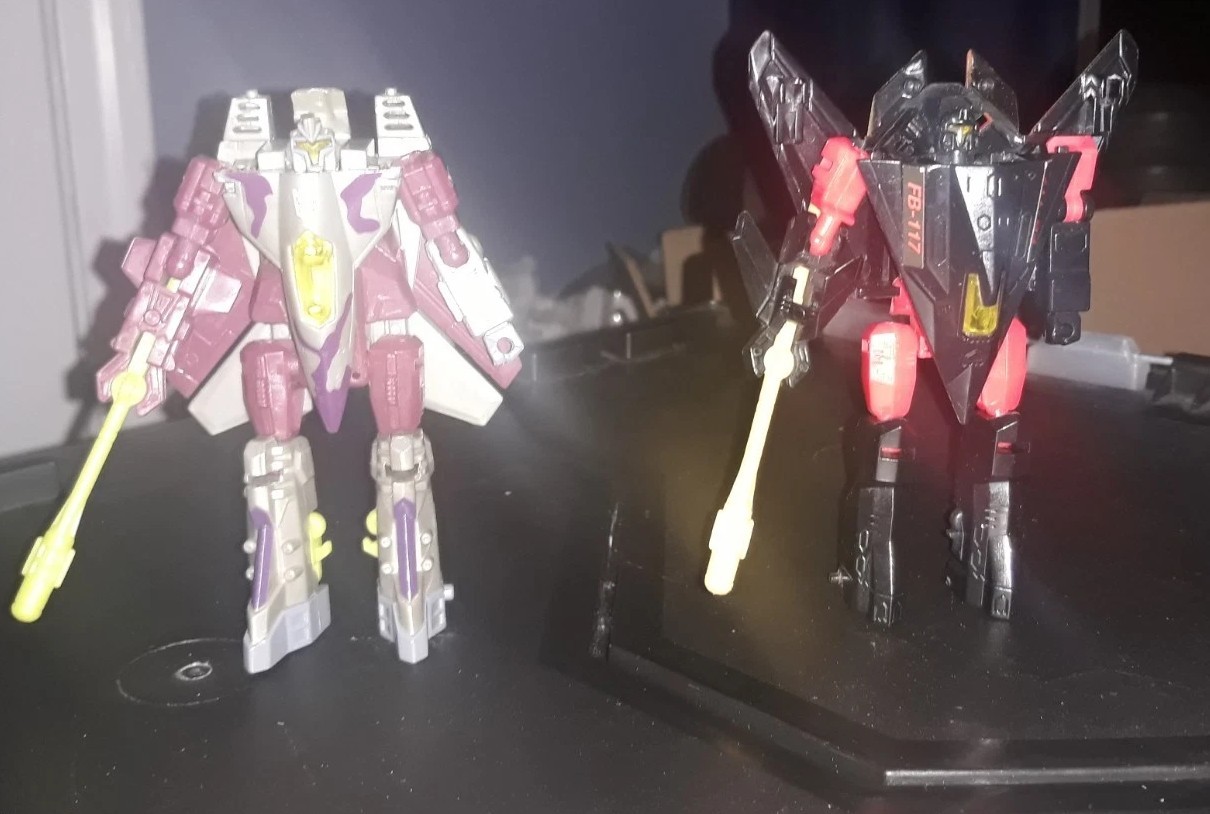 Transformers G2 Skyjack And Universe Wind Sheer