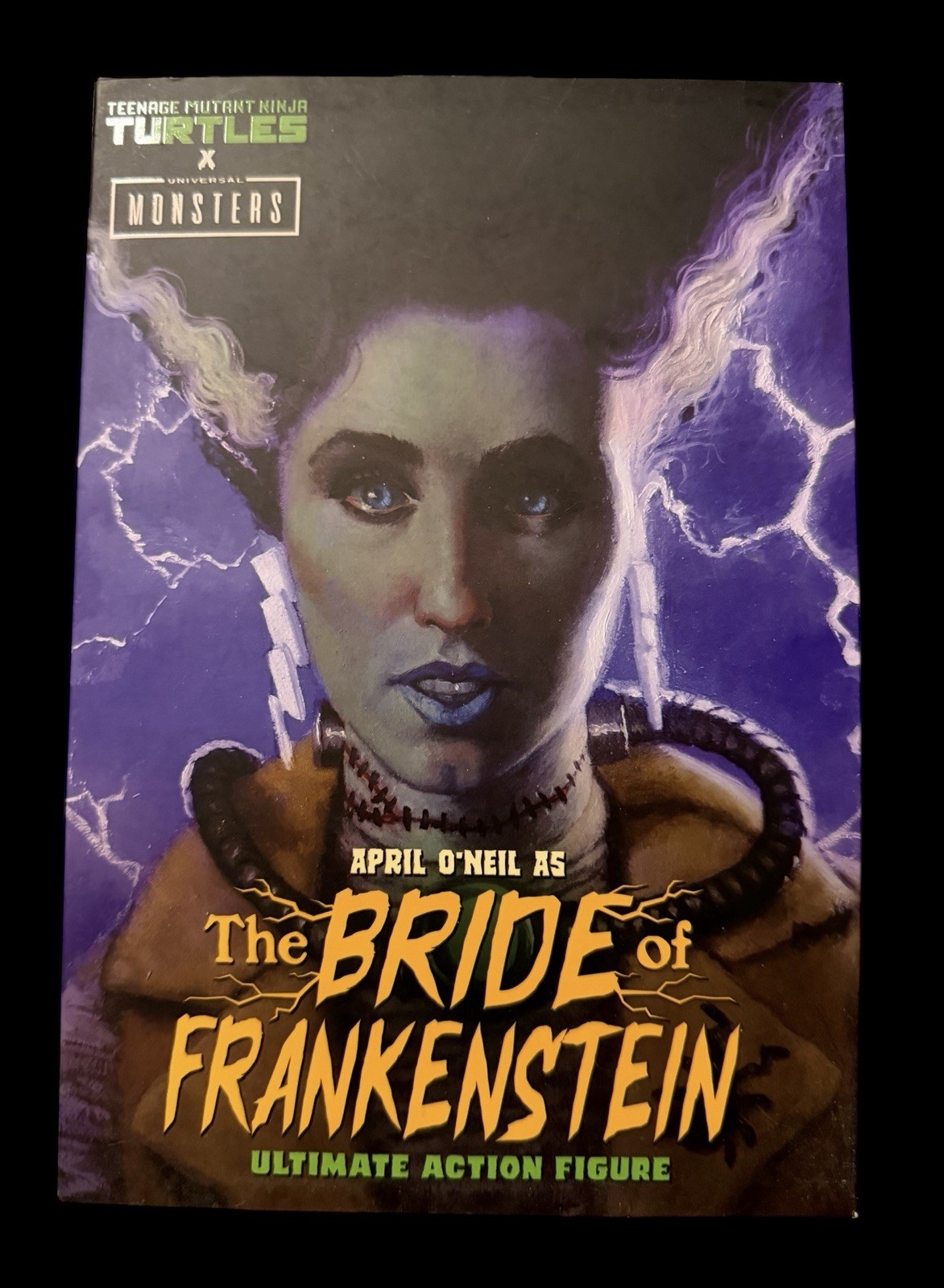 NECA Ultimate Action Figure – TMNT April O’Neil Bride Of Frankenstein