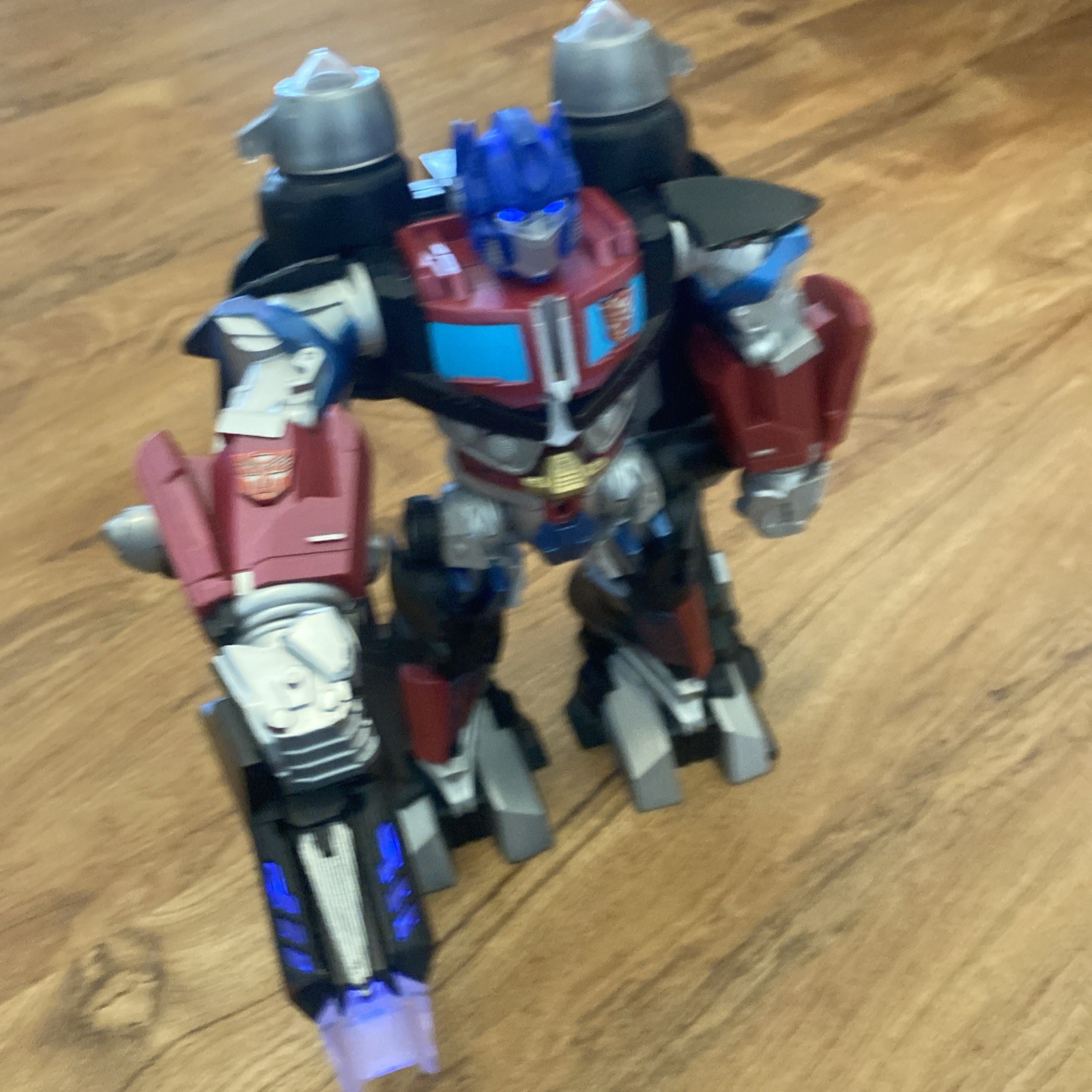 Optimus Prime Mega Power Bot Transformers Light-Up Talking Works 12&Prime; Fly 2008