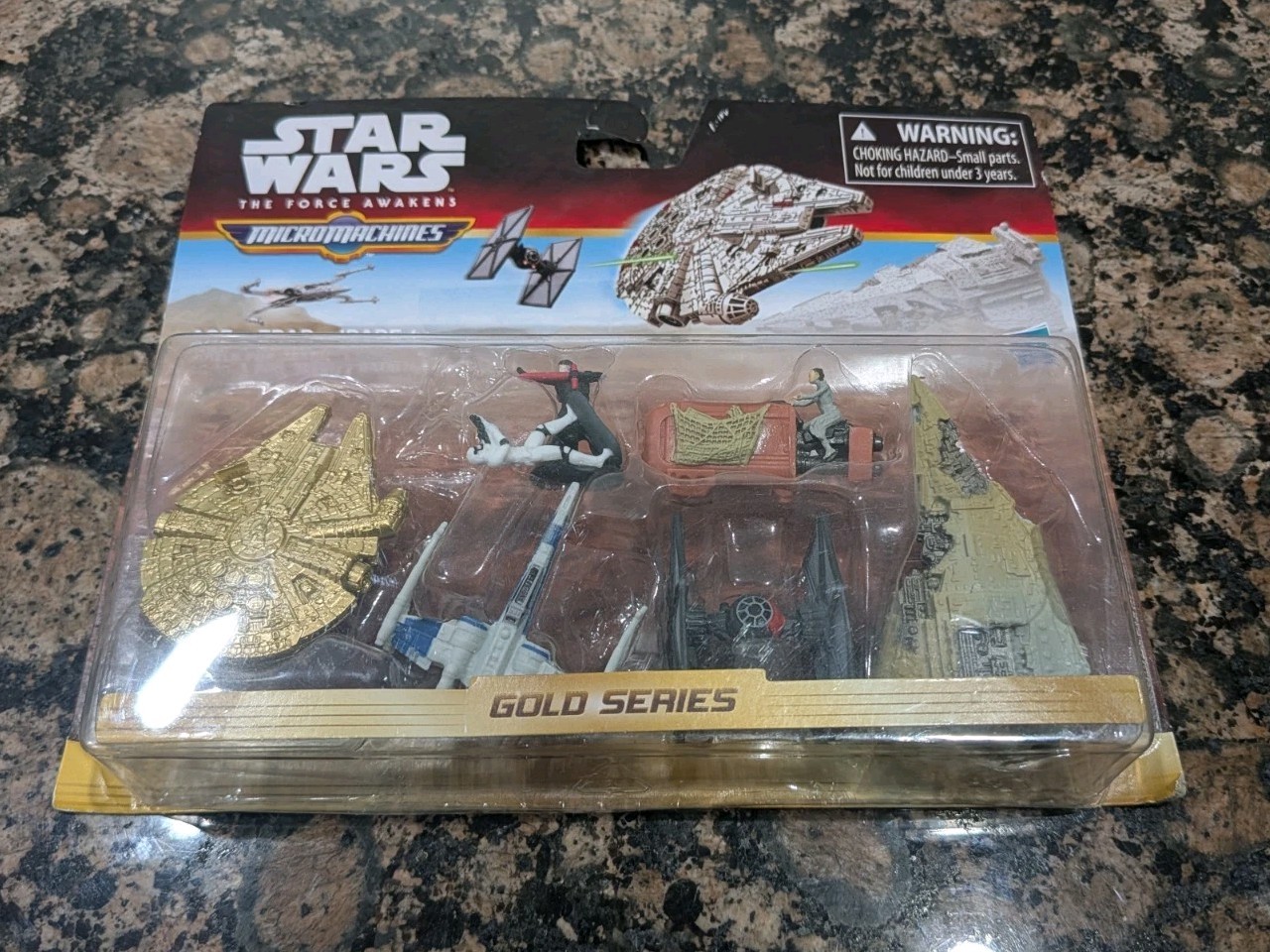 Micro Machines Star Wars Force Awakens Gold Series Battle for Jakku – Open Box