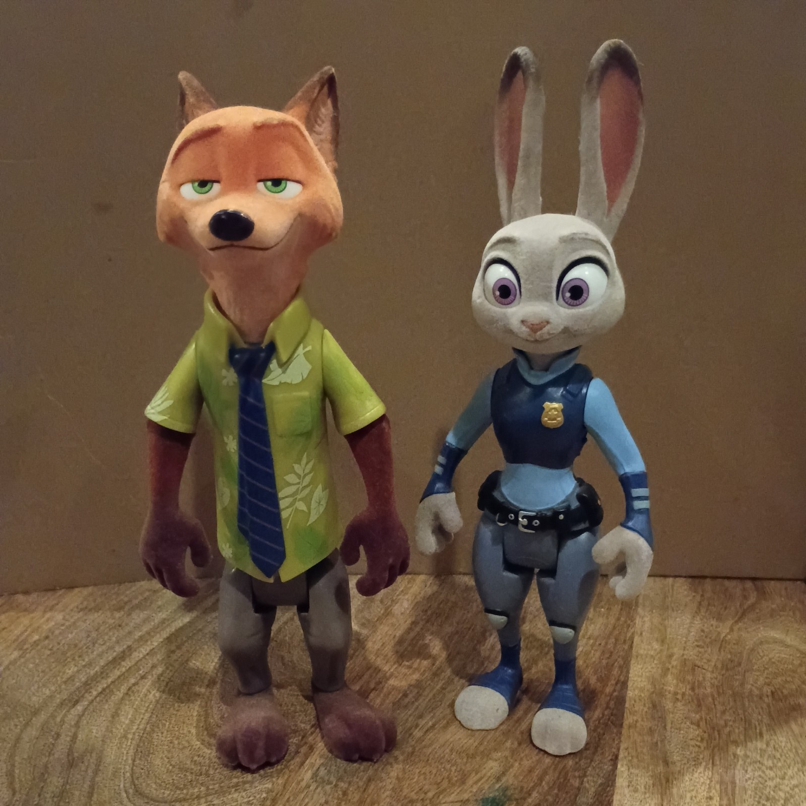 Disney Zootopia Officer Judy And Nick Flocked 9&Prime; Poseable Figure Toys R Us