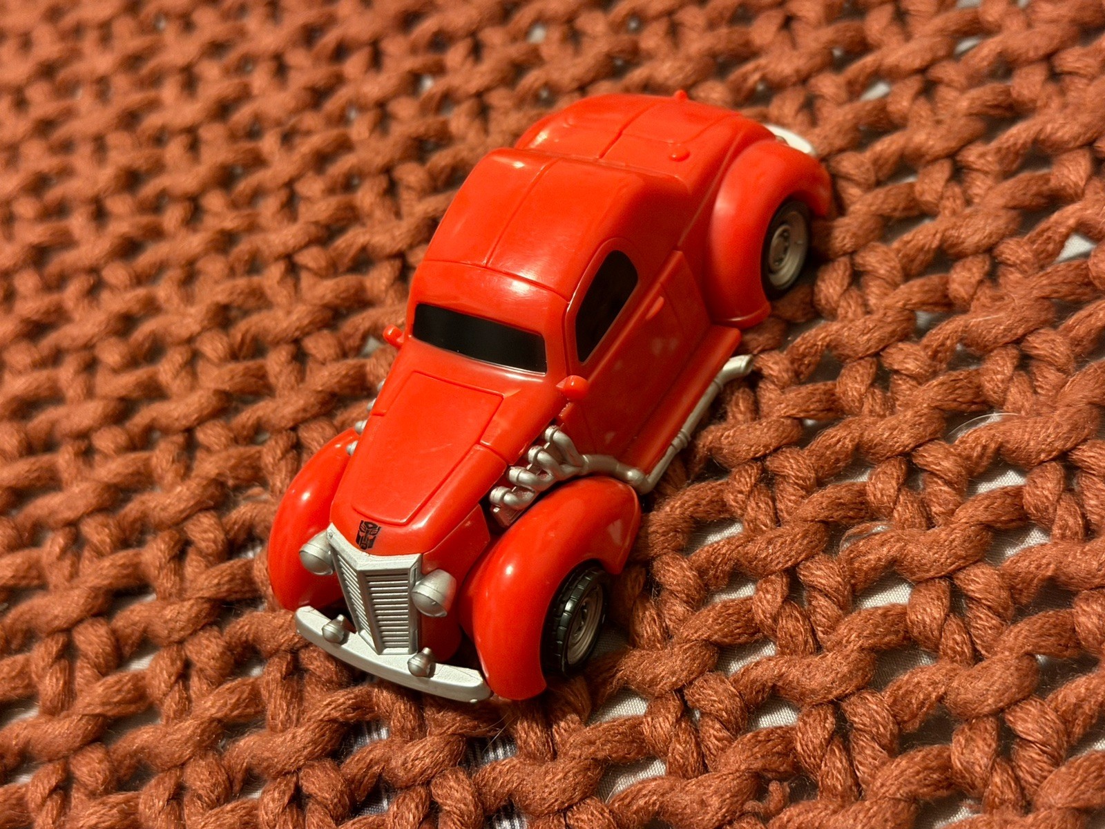 Transformers Hubcap HFTD Scout Class Hunt for the Decepticons Classic Hot Rod