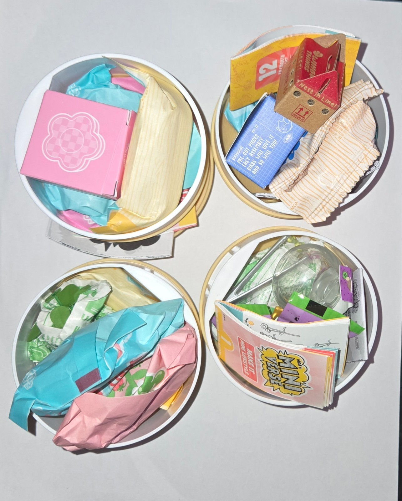 Lot of 4 – Miniverse Make It Mini – Lifestyle Home (Series 1), Nature (Series 2)
