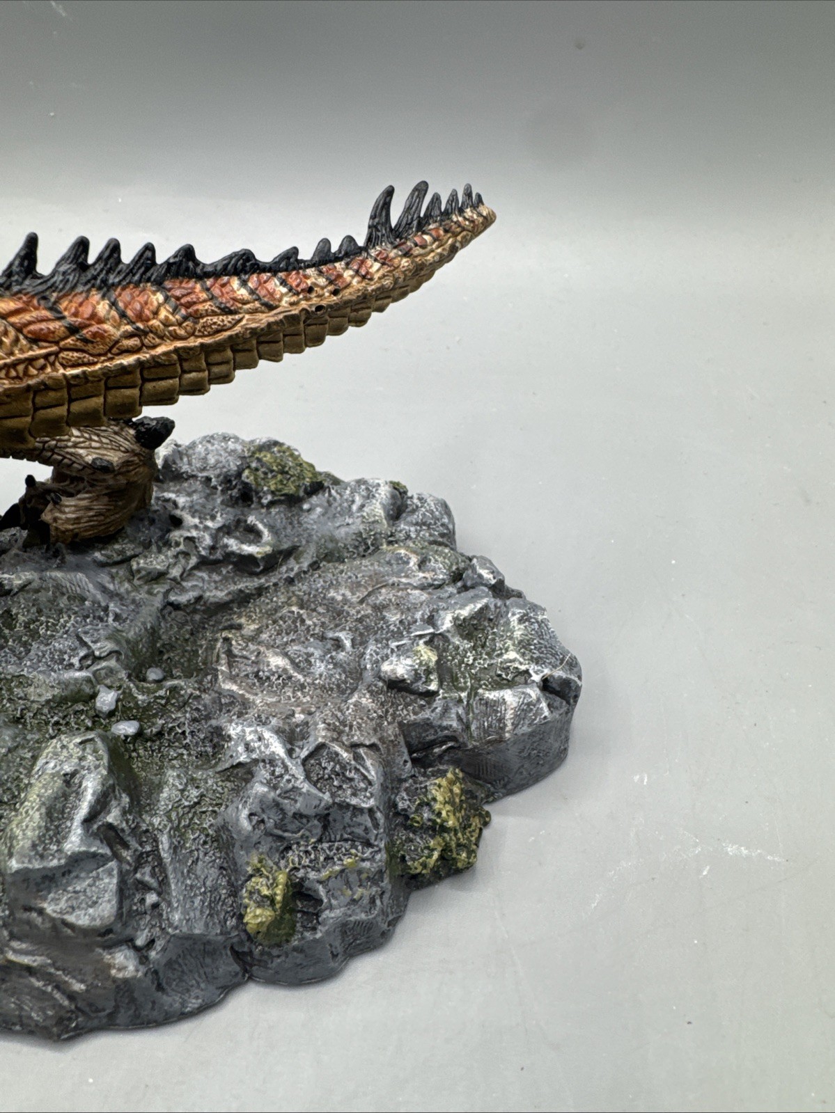 McFarlane Dragon Action Figurine Statue Dragon Hunter w Base 2007