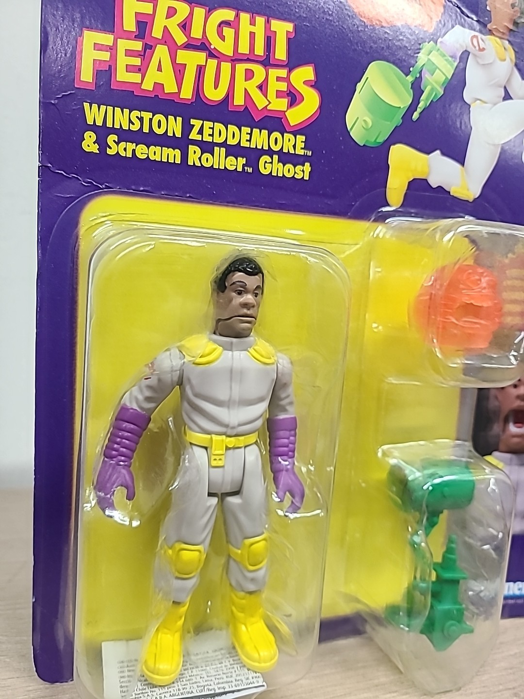The Real Ghostbusters Kenner Classics Winston Zeddemore & Scream Roller Ghost