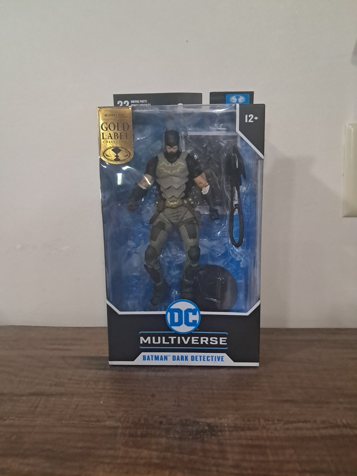 Gold Label Batman Dark Detective DC Future State – 7&Prime; Action Figure