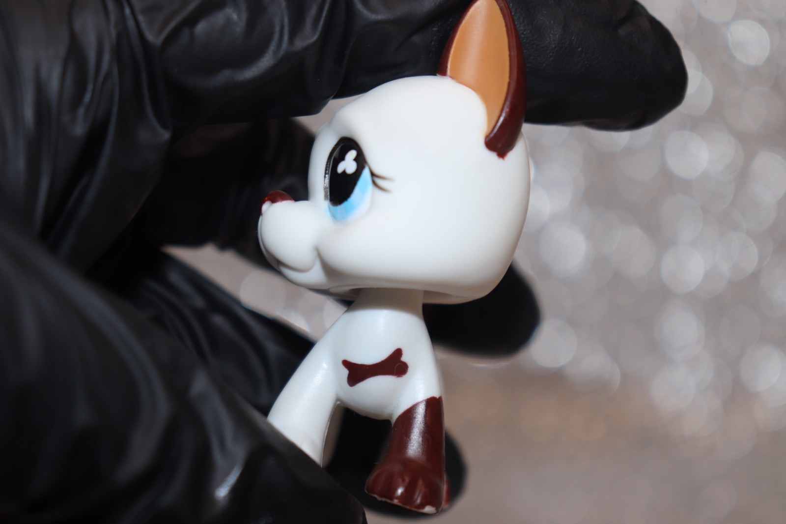 Littlest Pet Shop Authentic LPS #577 White Great Dane Brown/Blue Eyes &lsquo;TOM&rsquo;