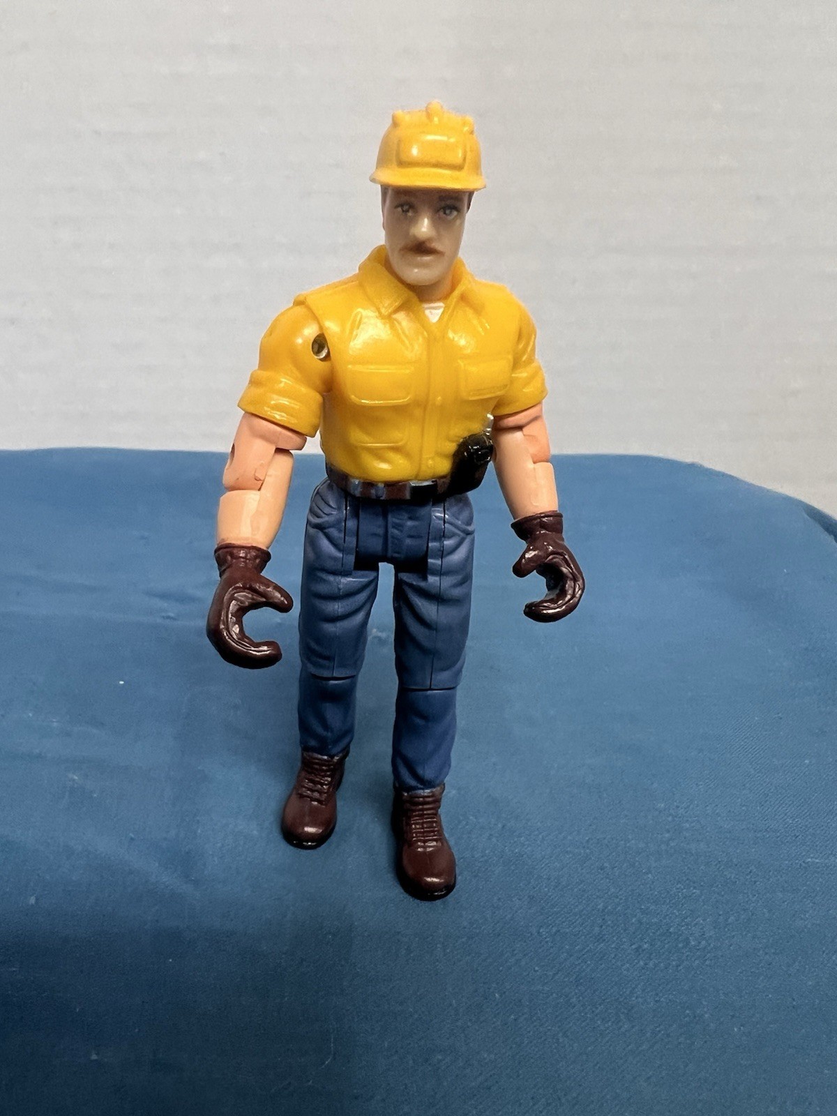 Vtg CAT Caterpillar Heavy Equipment Operator Construction Worker Action Figure