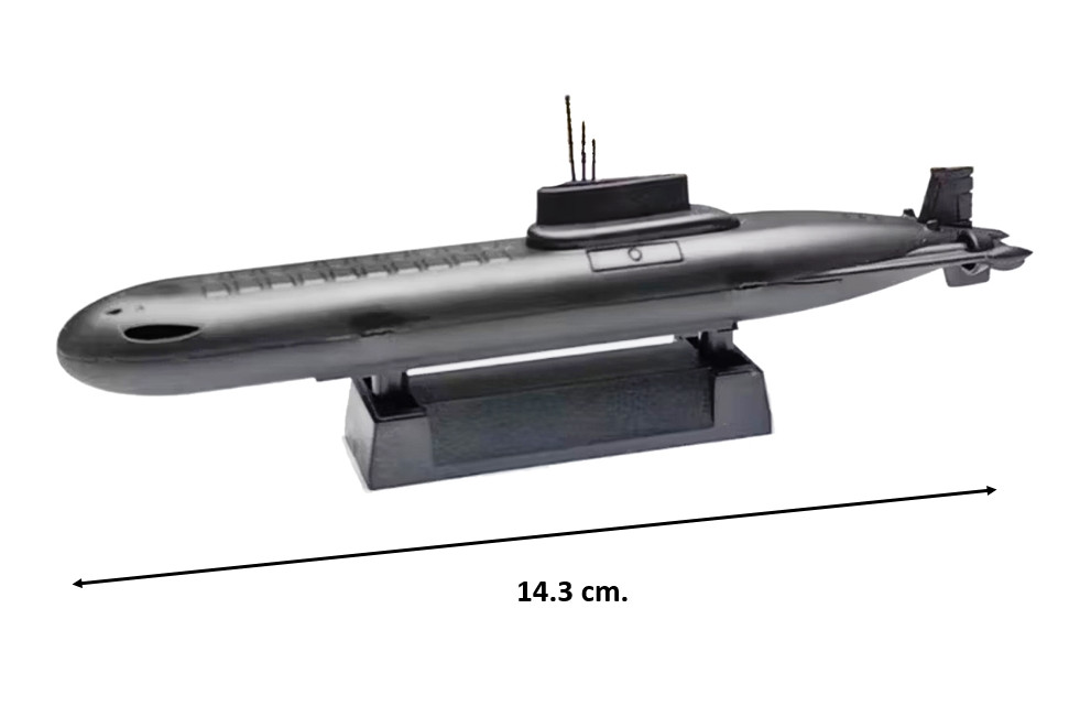 1:1200 Scale Typhoon Class Submarine Russian Navy No.03 S3 Toy Figure Model