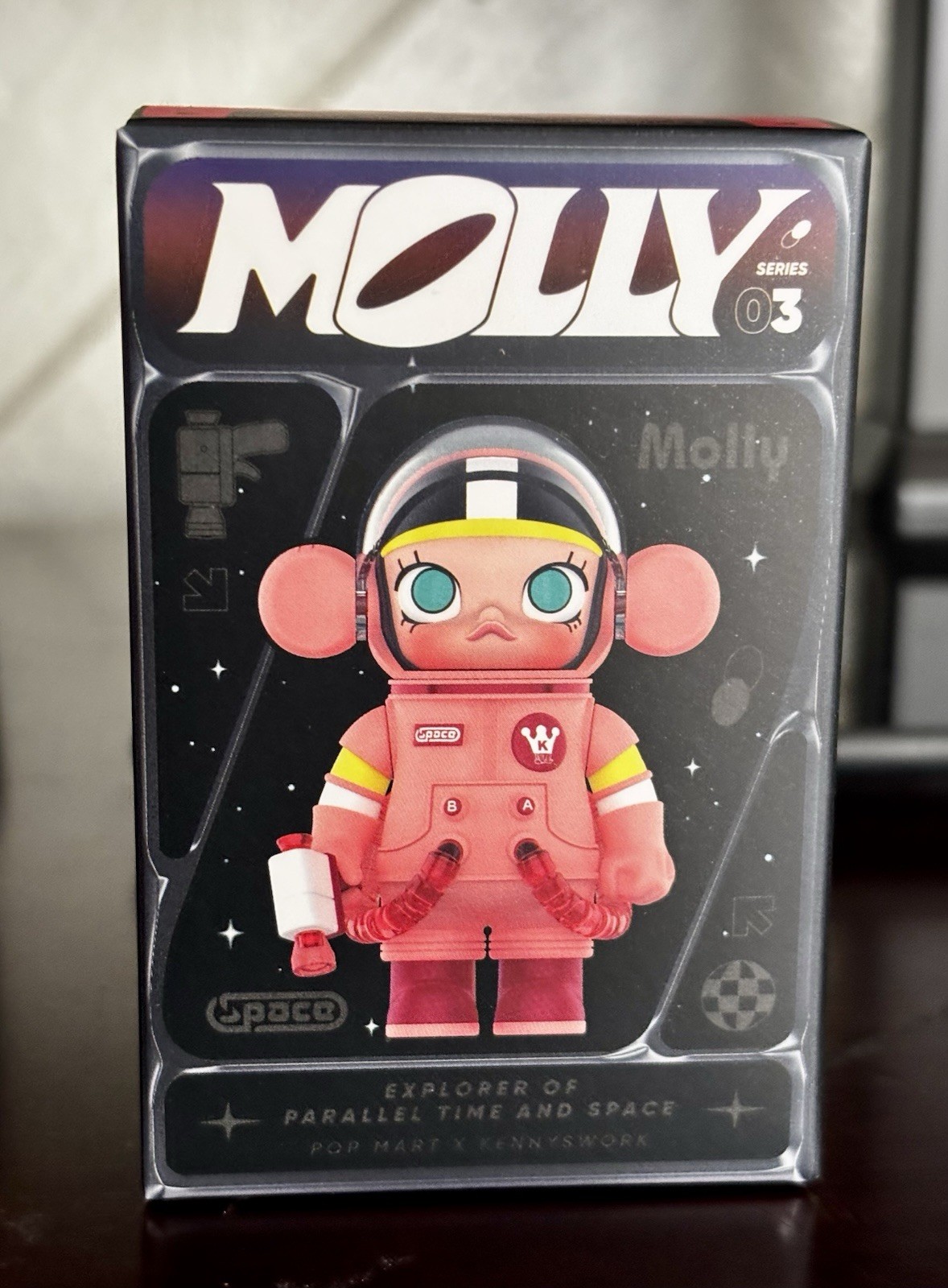 Authentic Pop Mart MEGA SPACE MOLLY 100% Series 3 Figure (Confirmed Figure)