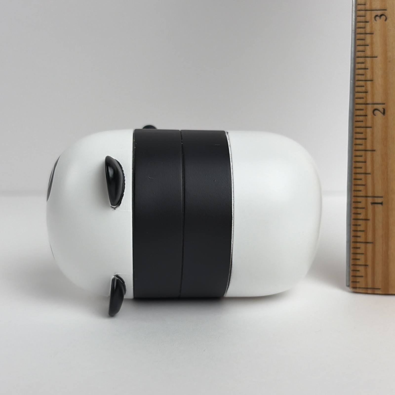 Moosh-Moosh x itSmol Pandy Panda Vinyl Collectible Toy Figure Stackable Oval