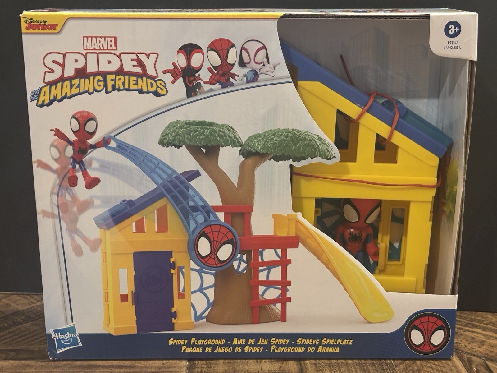 Marvel Spidey Amazing Friends Playground Playset Hasbro Disney Junior Toy NIB!