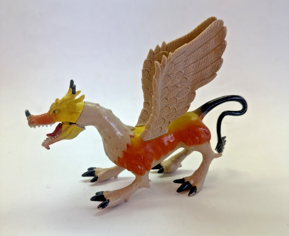 Dragon or Griffin Fantasy Winged Toy Figure 7.5&Prime;L x 5.5&Prime;H Plastic PVC