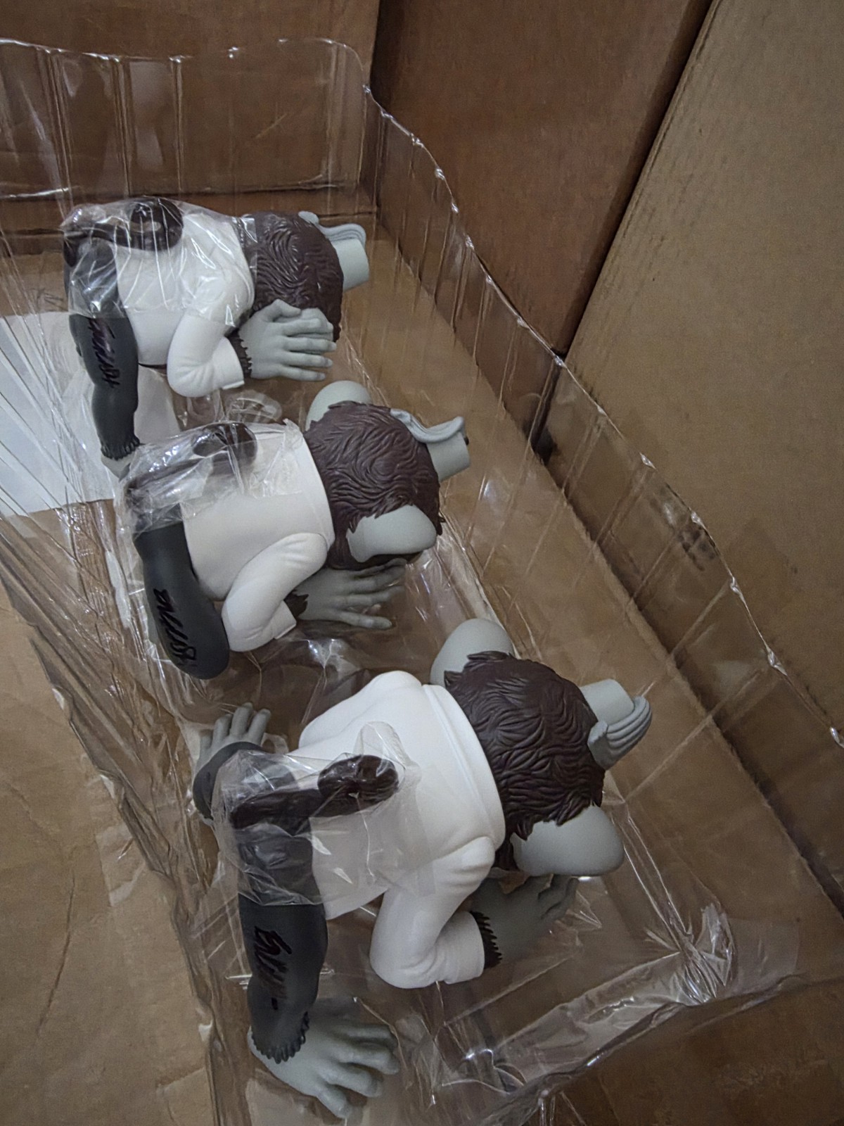 SIGNED More Evil Monkeys MONOTONE GRAY Vinyl Figure RON ENGLISH LE 54/200